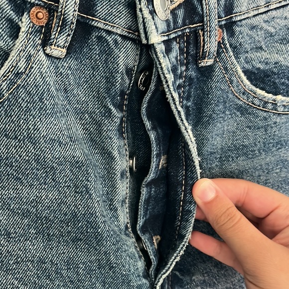 zara denim shorts - Picture 2 of 3